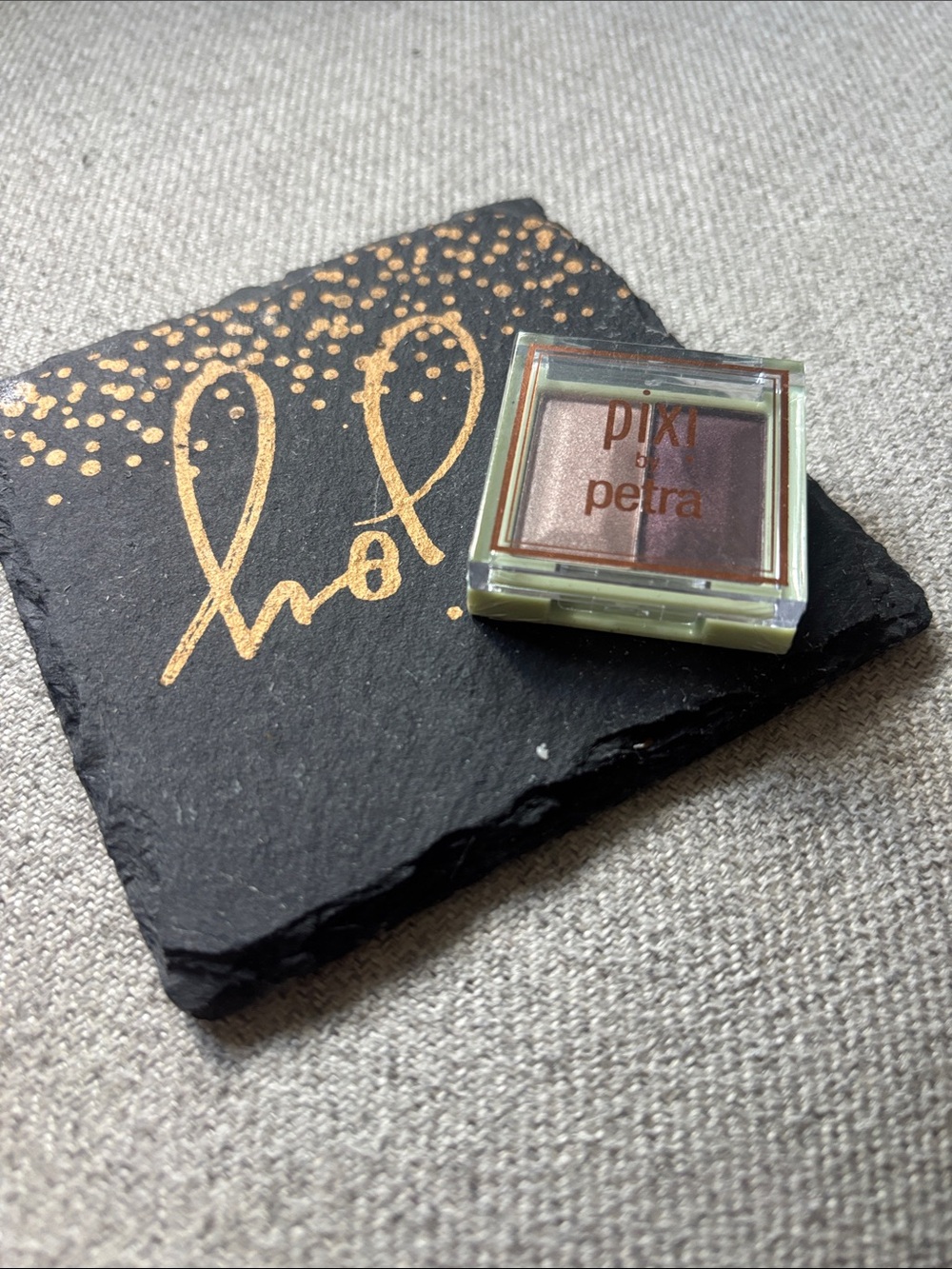 Pixi Dual Eyeshadow Compact - Shimmer Taupe & Deep Plum
